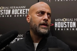 斯通谈后场深度：我们没薪资空间了 新赛季阵容可能就现在这样