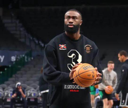 开云体育官网-欲4-0横扫？绿军备战G4不放松，塔图姆：不关心FMVP