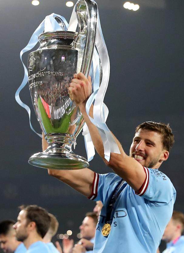 开云-B席鲁本·迪亚斯头一回 有多少葡国球员拿过欧冠？