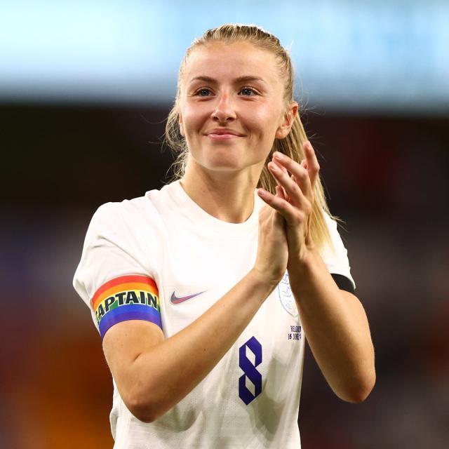 女枪手当上三狮欧洲杯队长！她要为女足运动代言